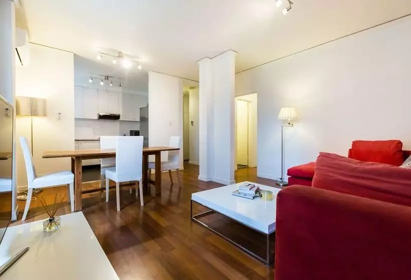 Selena, 2bdr South Yarra Apartment