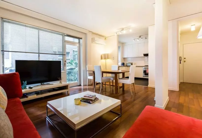 Selena, 2bdr South Yarra Apartment