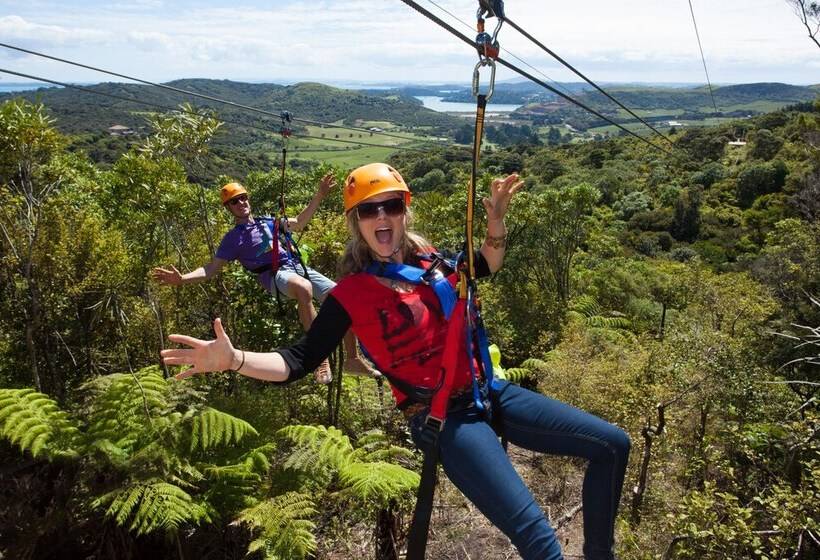 Ted S Cottage Near Little Oneroa Beach