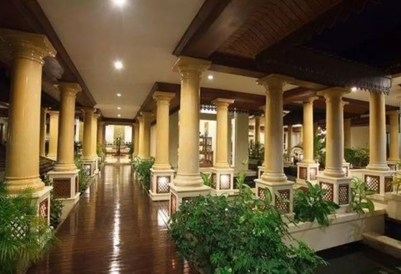 هتل The  Amara