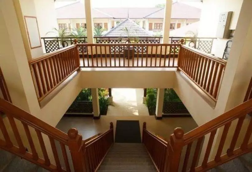 هتل The  Amara