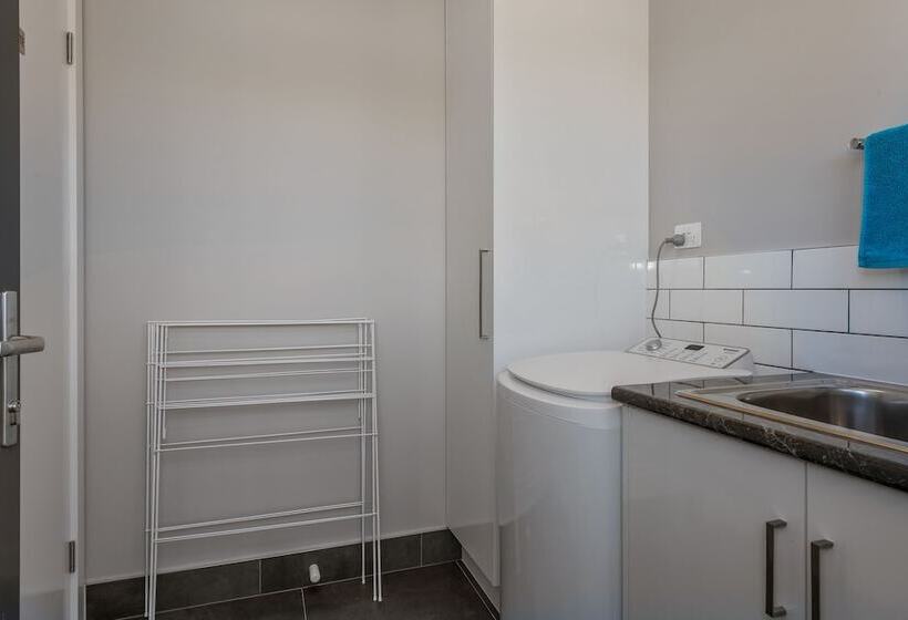 The Wellington Bed And Breakfast