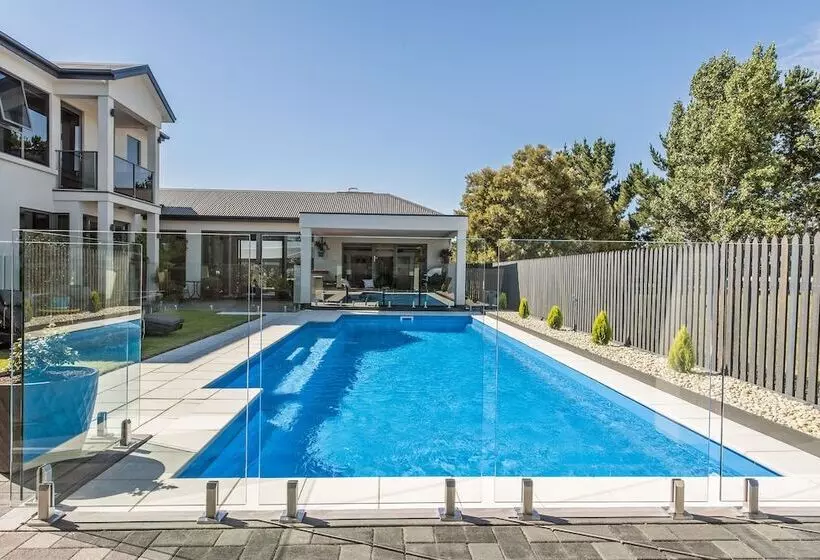 The Wellington Bed And Breakfast