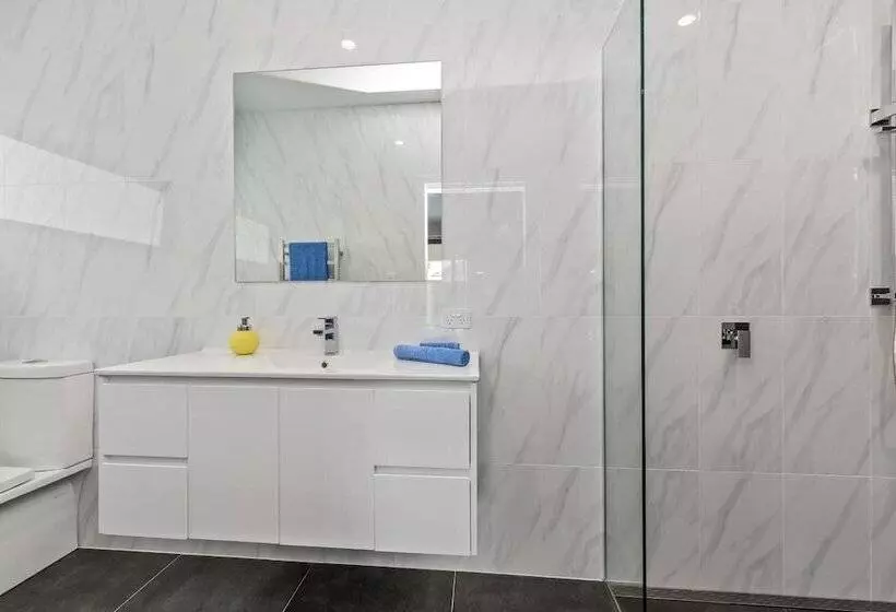 The Wellington Bed And Breakfast