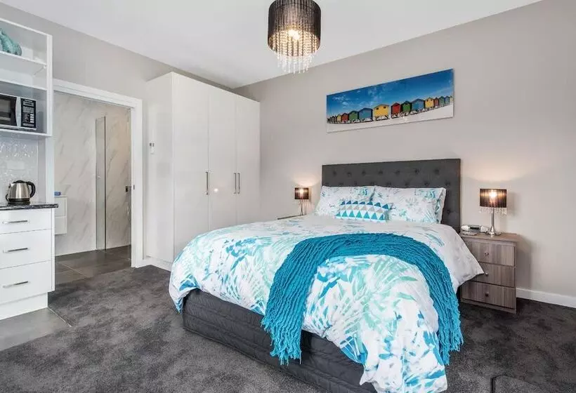 The Wellington Bed And Breakfast