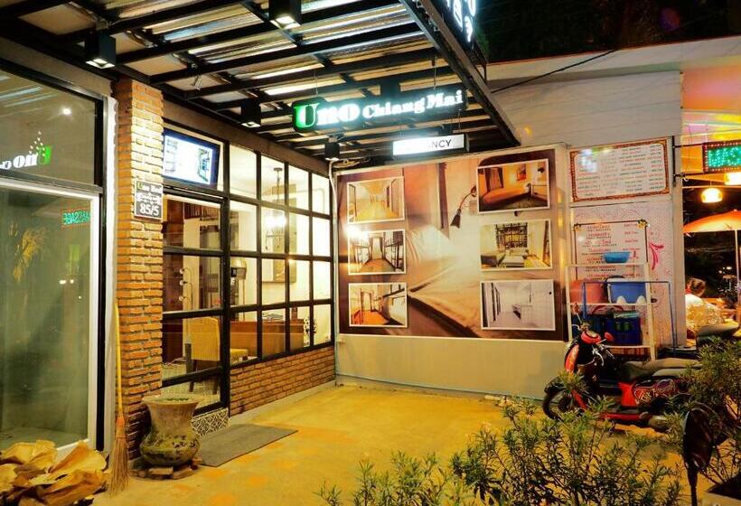 הוסטל Uno Chiangmai