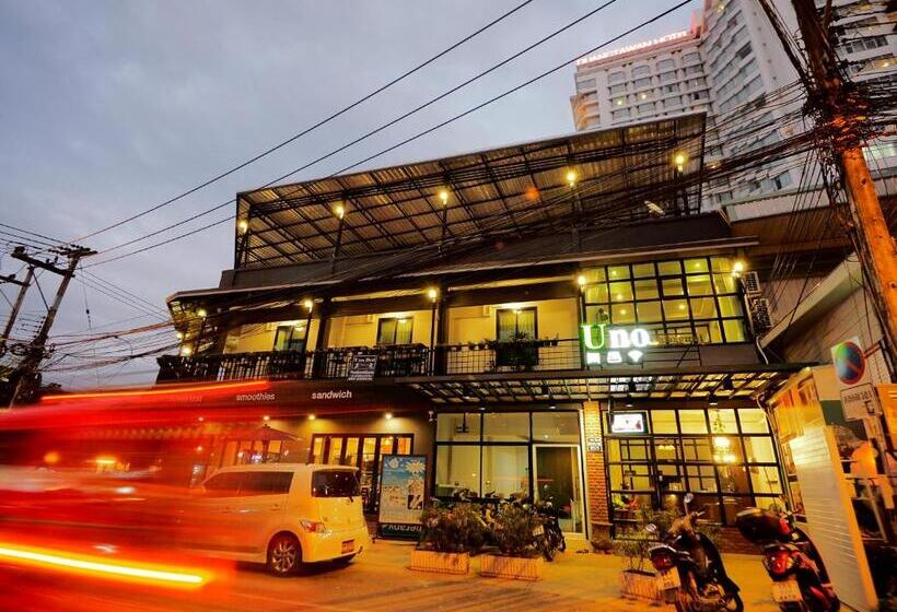 הוסטל Uno Chiangmai