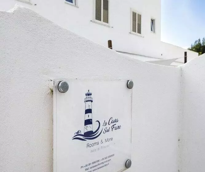 تختخواب و صبحانه La Casa Sul Faro