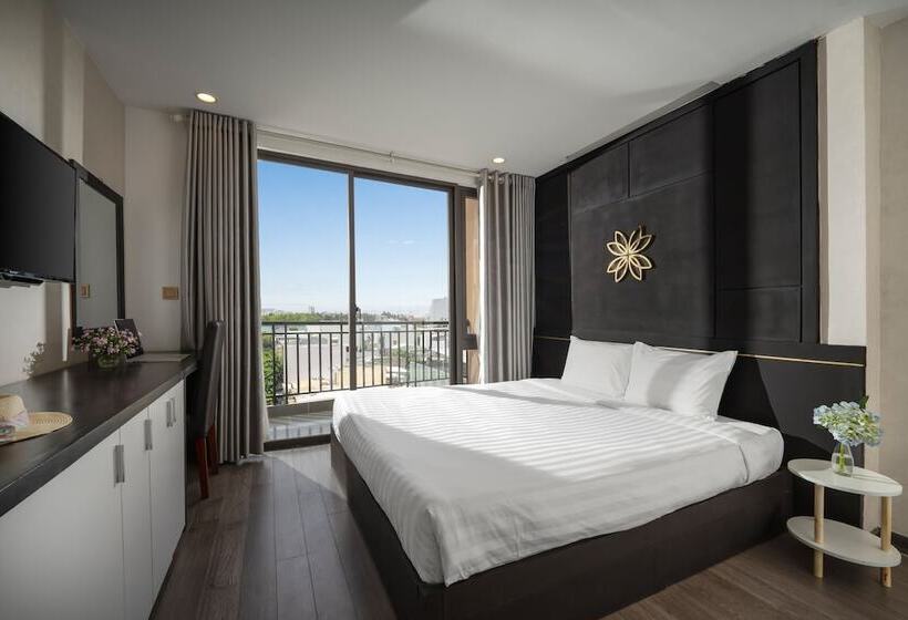 Hanami Hotel Danang