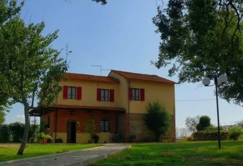 Hotelli Agriturismo Podere Delle Querci