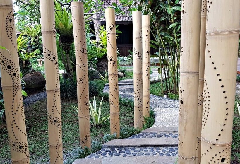 Отель Canvas Escape Resort