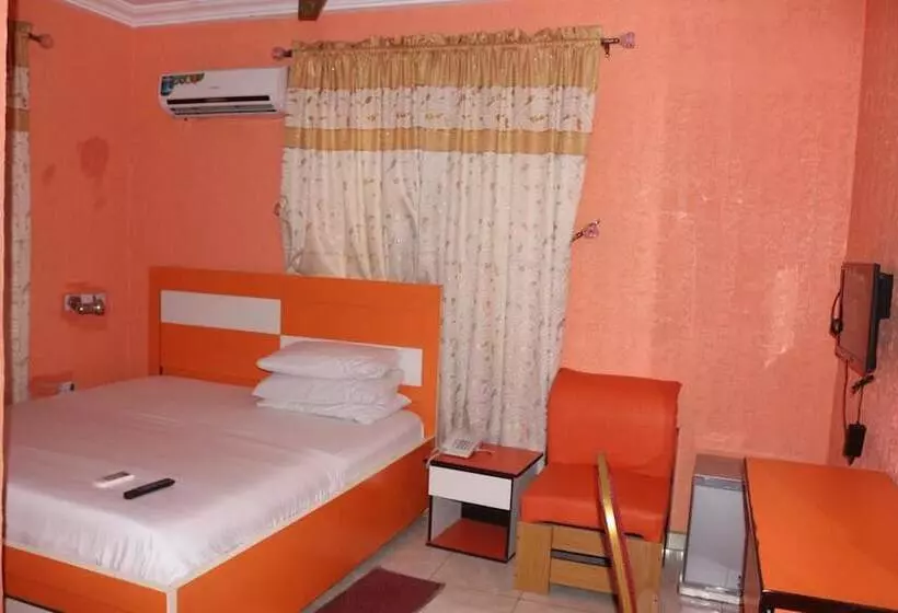 Grand Decent Hotel And Suites