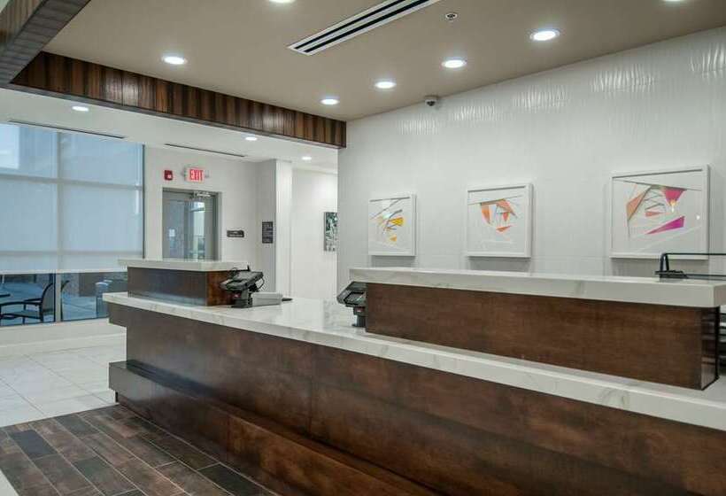 هتل Hilton Garden Inn Jackson/clinton