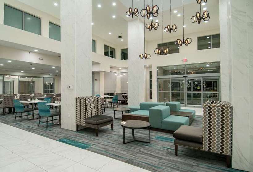 هتل Hilton Garden Inn Jackson/clinton