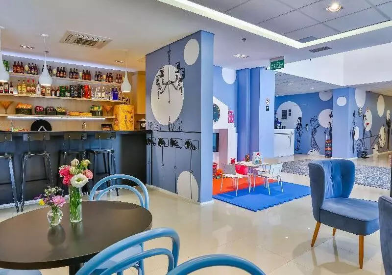 ホテル Ibis Styles Goiania Marista