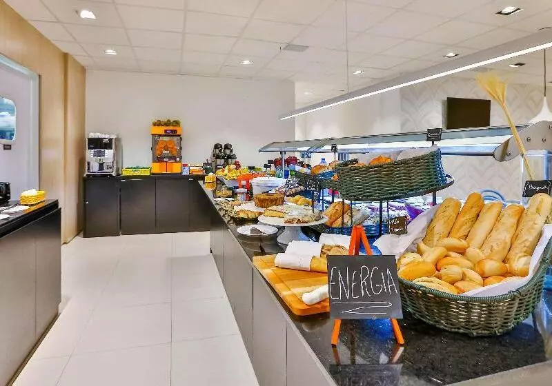 ホテル Ibis Styles Goiania Marista