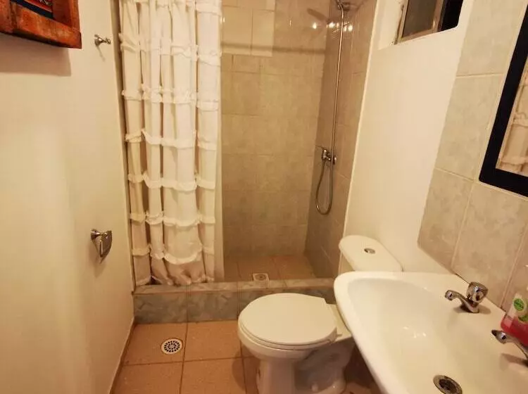 هتل Lodge Y Cabañas Rio Yaye