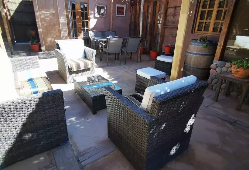 هتل Lodge Y Cabañas Rio Yaye