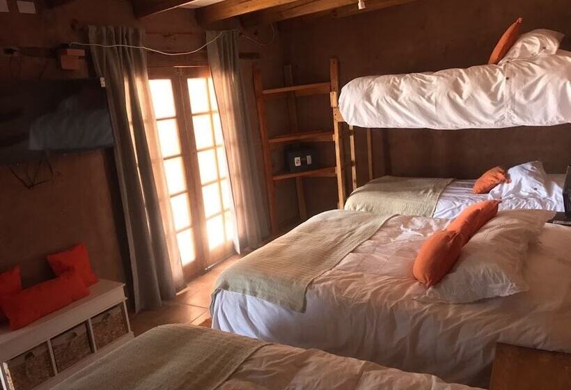 בית מלון כפרי Lodge Y Cabañas Rio Yaye