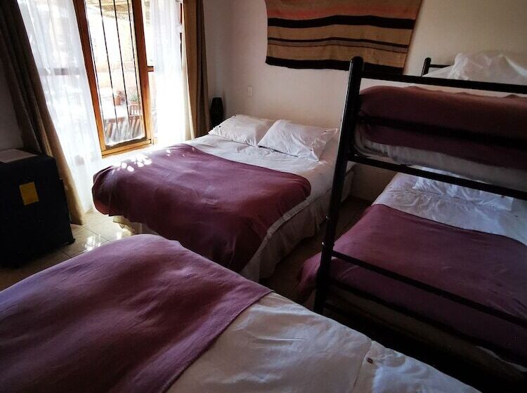 בית מלון כפרי Lodge Y Cabañas Rio Yaye