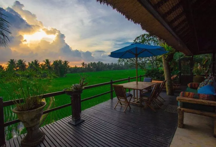 Hotelli Lodtunduh Sari