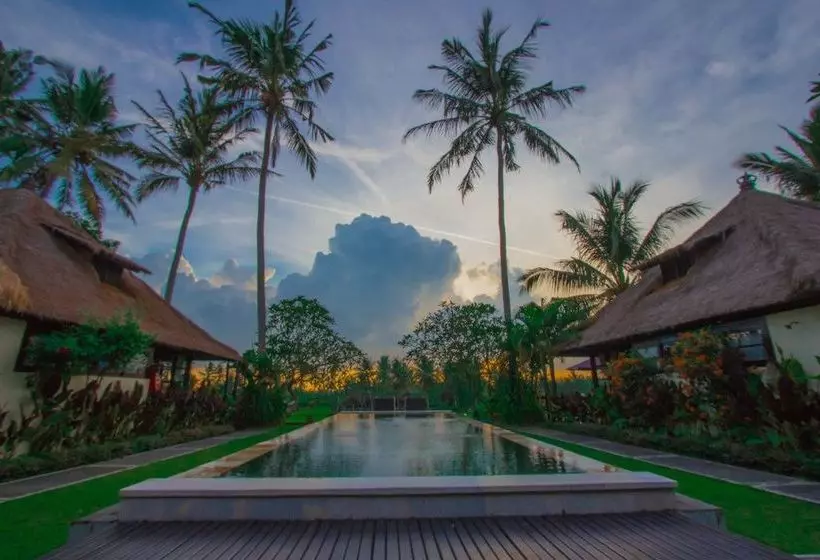 Hotelli Lodtunduh Sari
