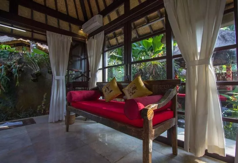 Hotelli Lodtunduh Sari