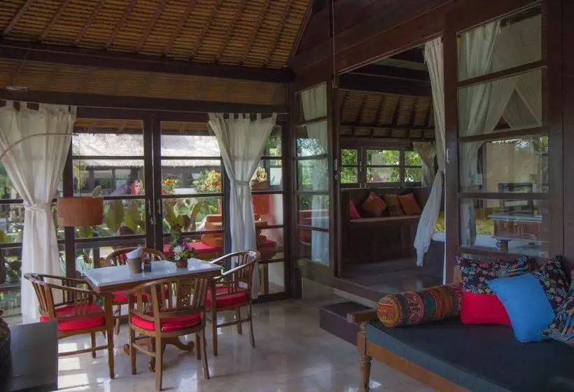 Hotelli Lodtunduh Sari