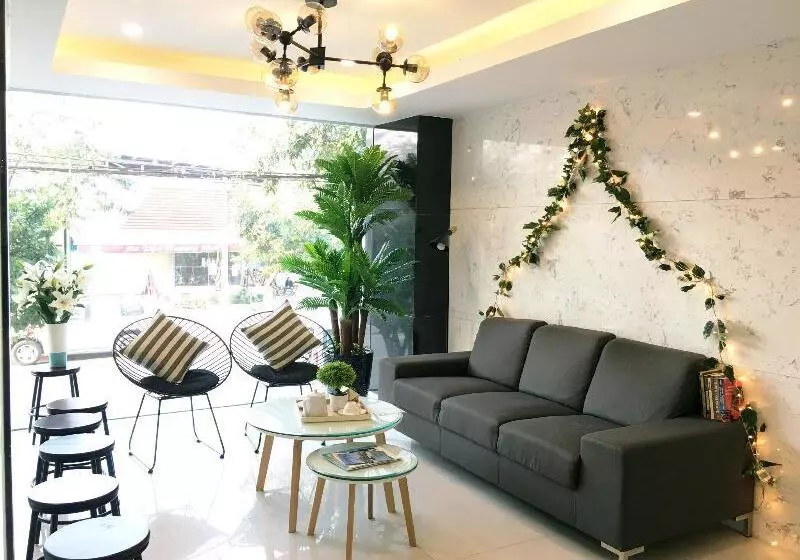 Robin Hotel Danang