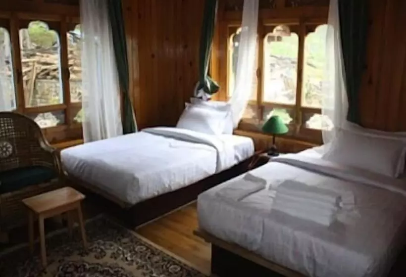 هتل Taktsang Boutique Resort & Spa