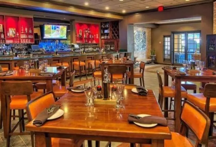 Hotelli The Inn At The Isle Of Capri Lake Charles