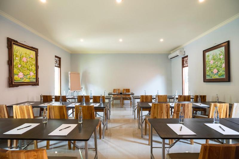 בית מלון כפרי Yoga Amertham Retreat & Resort