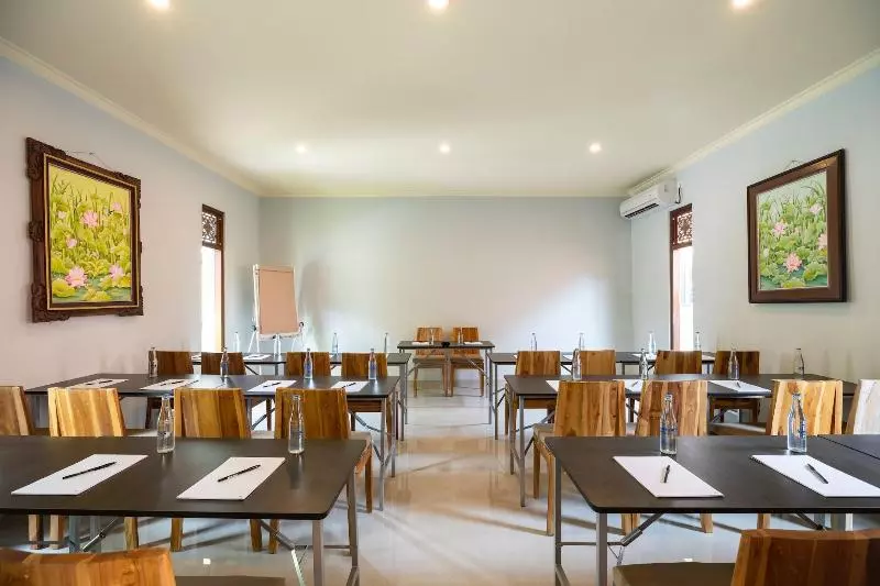 Hotelli Yoga Amertham Retreat & Resort