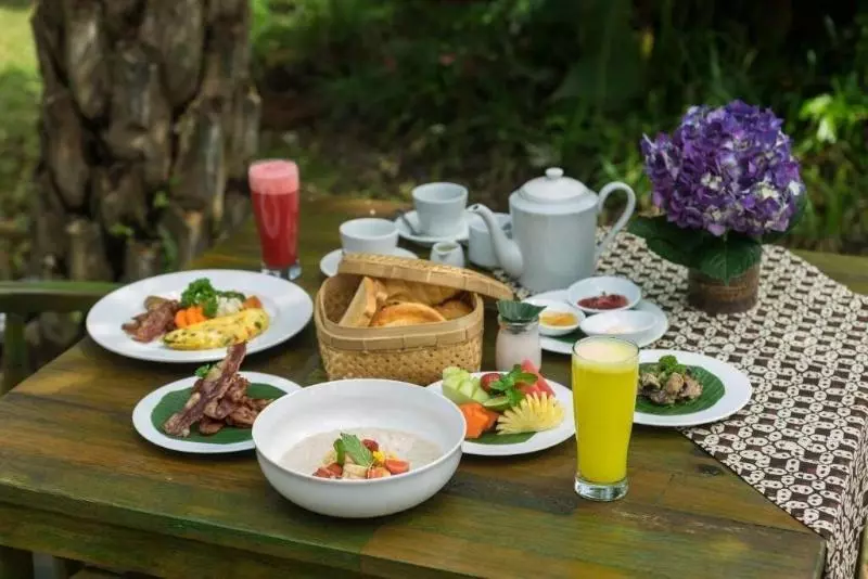 Hotelli Yoga Amertham Retreat & Resort