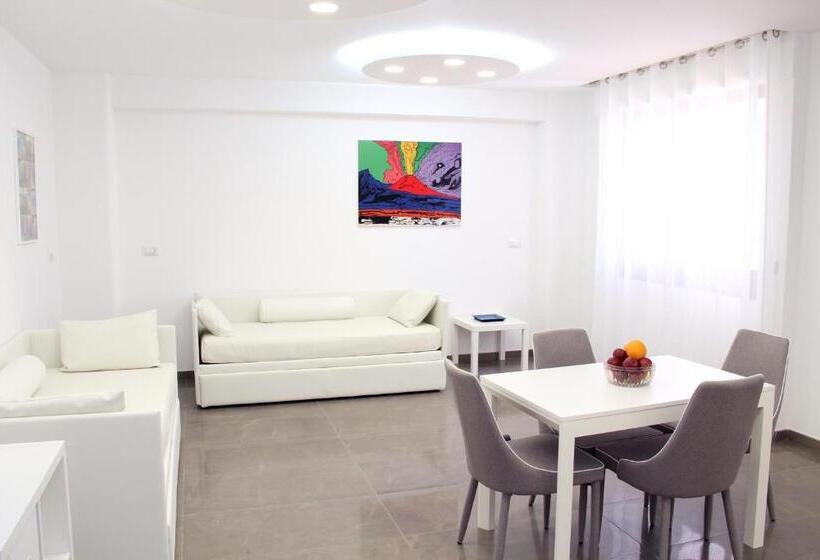 Mondo Suites Apartments