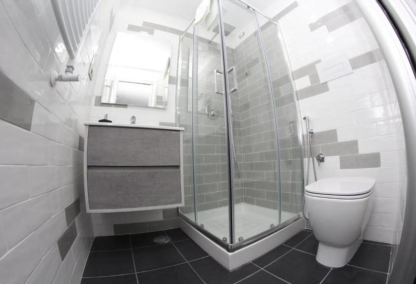 Mondo Suites Apartments