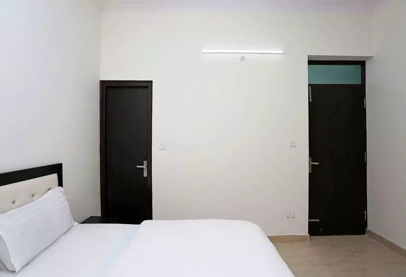 Oyo 10853 Home 2bhk Bhimtal Lake