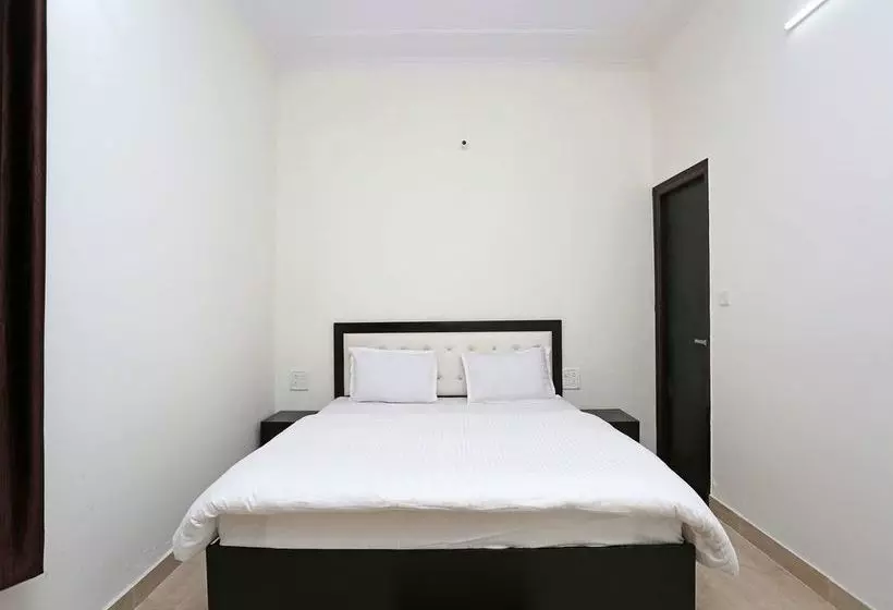 Oyo 10853 Home 2bhk Bhimtal Lake