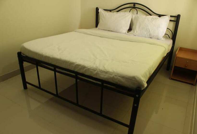 Oyo 6237 Home Cozy 2bhk Candolim