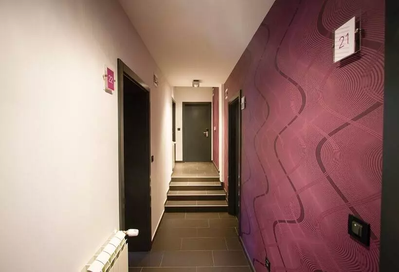 Majatalo Log In Rooms