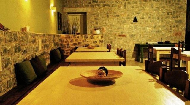 بنسيون Vlyhada Guesthouse