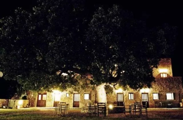 ペンション Vlyhada Guesthouse