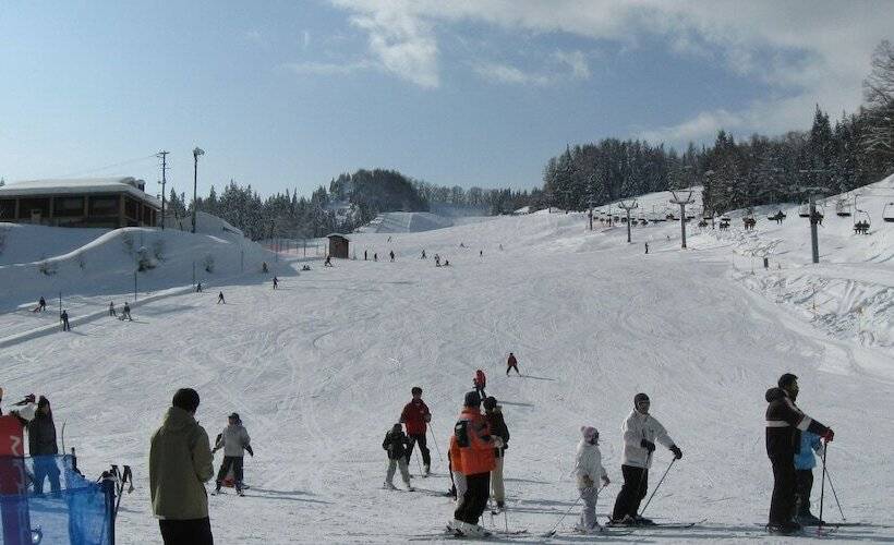 료칸 Akita Tsurugaikesou