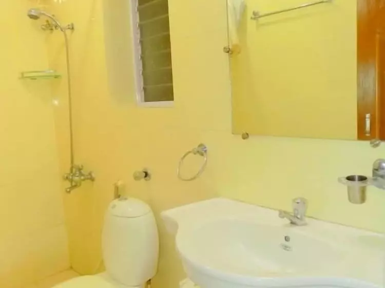 Af 6 Candolim With Shared Pool