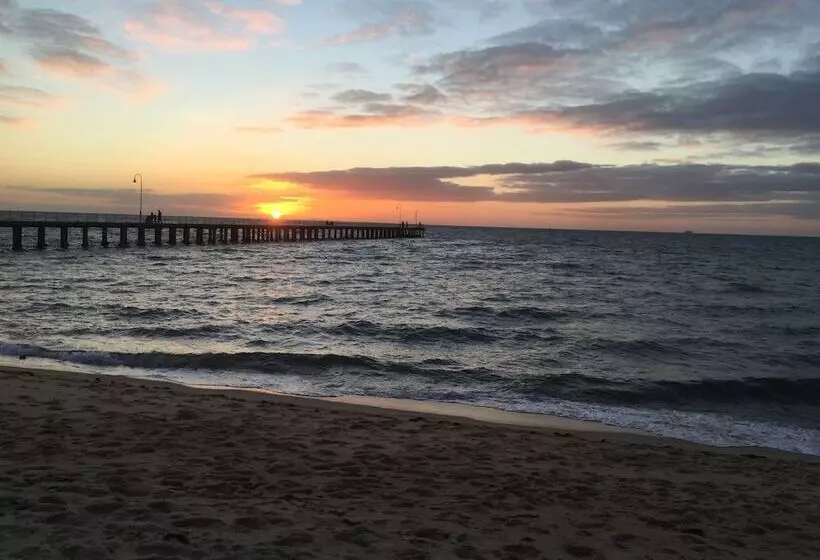 Aquawaters House By Barefoot Beach Stays