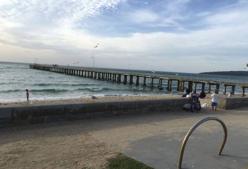 Aquawaters House By Barefoot Beach Stays