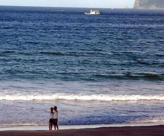 تختخواب و صبحانه Villa High Wharf