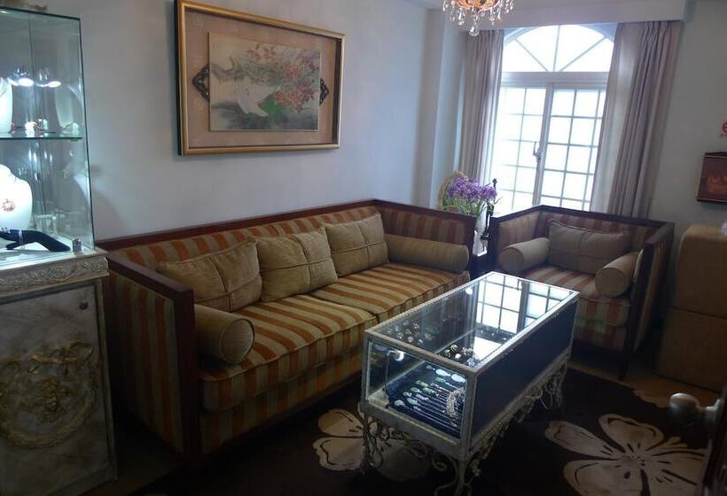 تختخواب و صبحانه Villa High Wharf