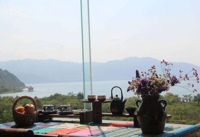 Buyi Hotel Resort Fuxian Lake