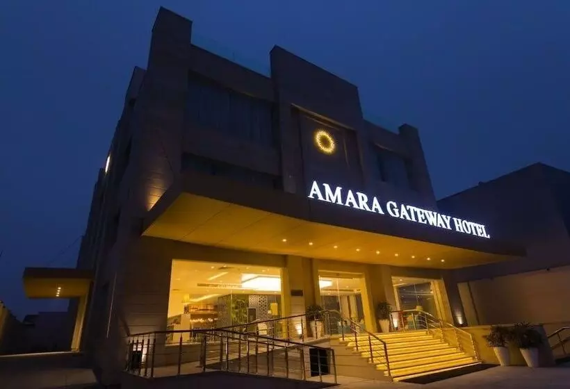 Hotelli Amara Gateway